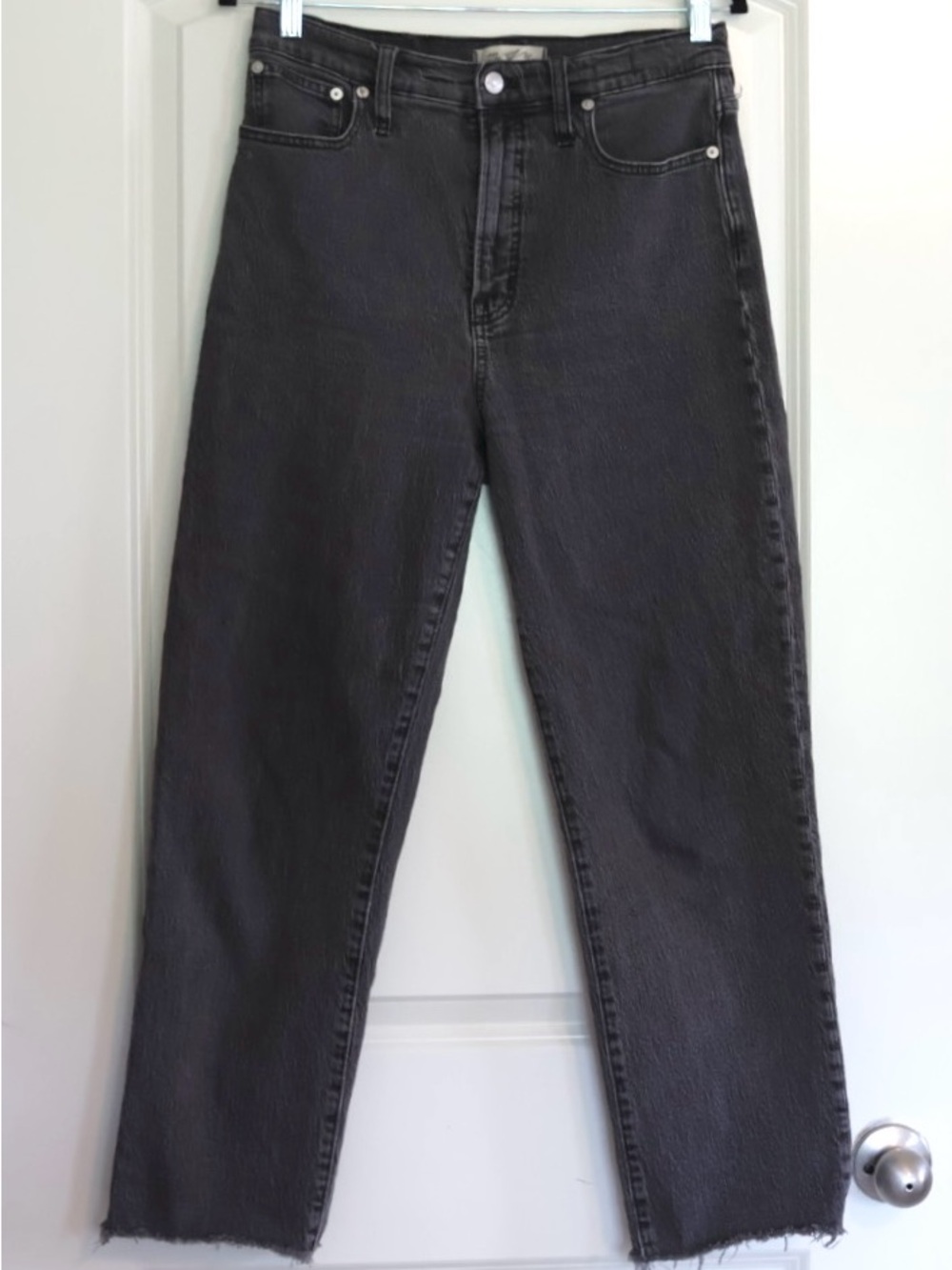 Madewell Perfect Vintage Straight Jeans Size 28 Black Raw Hem